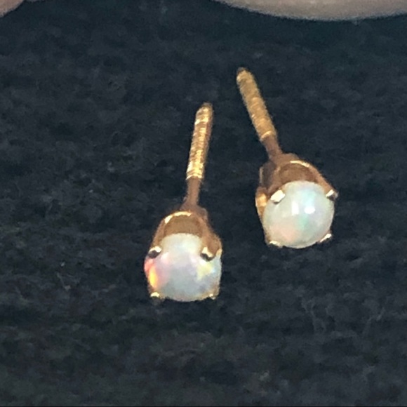 14KT GOLD & GENUINE ROUND OPAL YOUTH GIRLS  EARRINGS - Picture 5 of 15